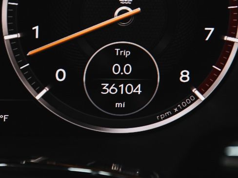 Used 2020 Bentley Continental GT image 16