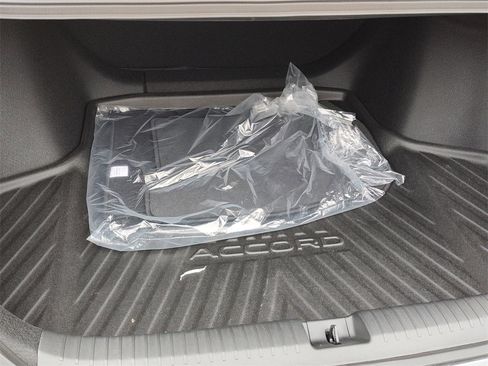 Used 2025 Honda Accord LX image 8