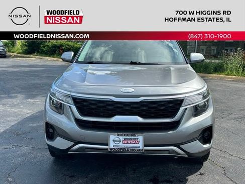 Used 2021 Kia Seltos EX AWD/4WD image 2