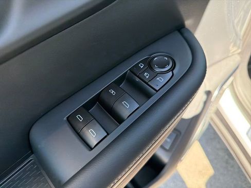 New 2026 Buick Enclave Preferred image 11