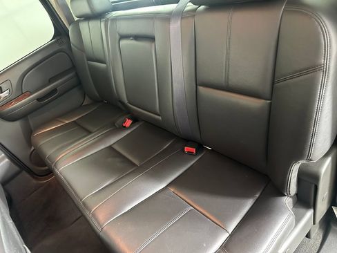 Used 2011 Chevrolet Silverado 2500 LTZ w/ Snow Plow Prep Package AWD/4WD image 23