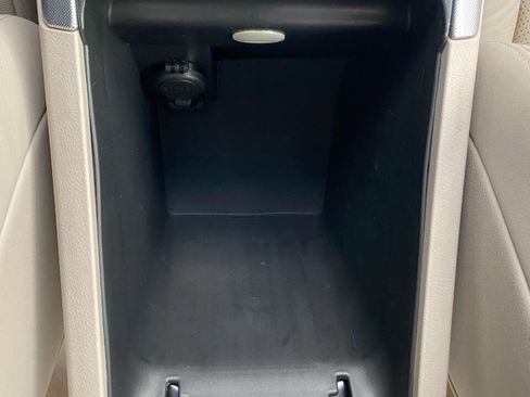 Used 2008 Acura TL w/Navi 4dr Sedan w/Navigation image 20