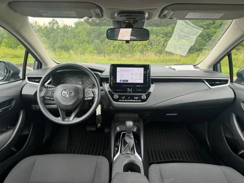 Used 2024 Toyota Corolla LE FWD image 17