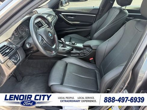 Used 2018 BMW 330i Sedan w/ Convenience Package RWD image 10