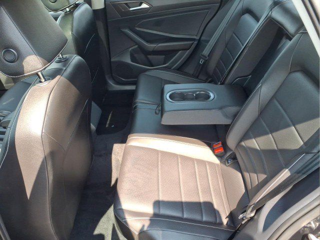 Certified 2023 Volkswagen Jetta SE FWD image 12