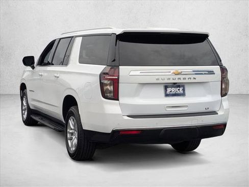 Used 2023 Chevrolet Suburban LT image 8