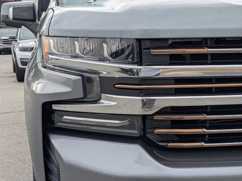 Used 2020 Chevrolet Silverado 1500 High Country w/ Technology Package image 10