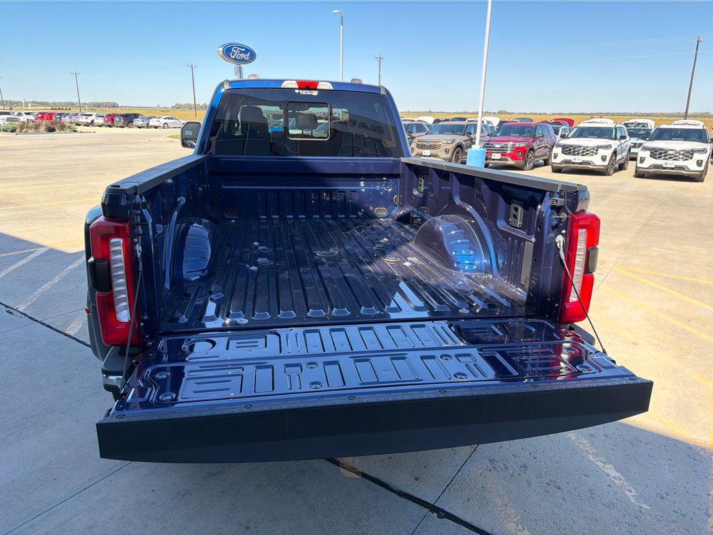 New 2027 Ford F350 Lariat w/ Lariat Premium Package AWD/4WD image 9