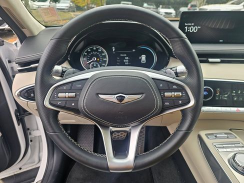 Certified 2025 Genesis GV70 3.5T Sport w/ Sport Advanced Package image 11