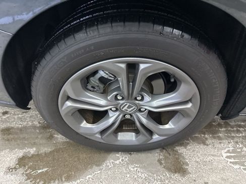 Used 2024 Honda Accord EX image 11