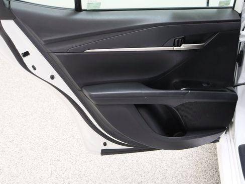 Used 2025 Toyota Camry LE image 25