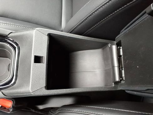 New 2026 Jeep Compass Limited image 30