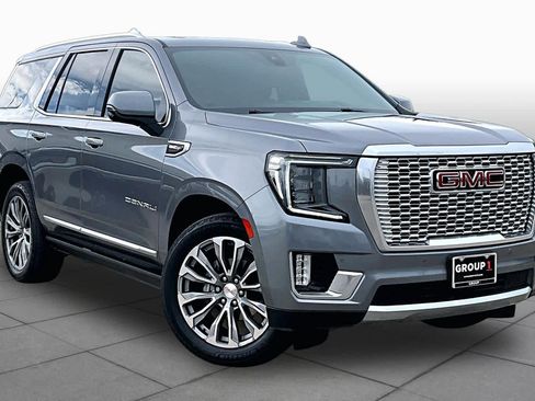 Used 2021 GMC Yukon Denali w/ Denali Premium Package RWD image 3