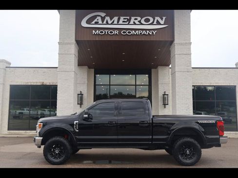 Used 2021 Ford F250 Lariat w/ Tremor Off-Road Package AWD/4WD image 1