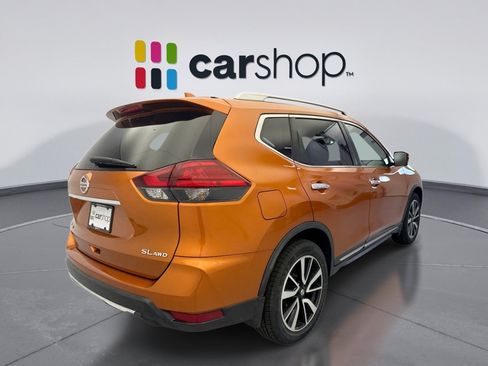 Used 2017 Nissan Rogue SL w/ SL Premium Package AWD/4WD image 5