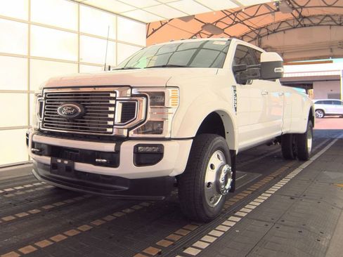 Used 2022 Ford F450 Limited w/ FX4 Off-Road Package AWD/4WD image 1