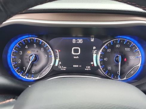 Used 2019 Chrysler Pacifica Touring-L w/ Advanced Safetytec Group FWD image 12