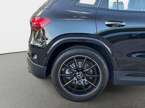 Used 2025 Mercedes-Benz GLA 35 AMG 4MATIC image 13