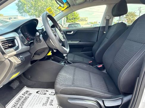 Used 2020 Kia Rio LX FWD image 10