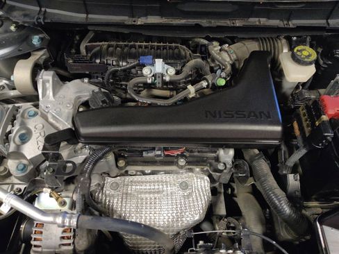 Used 2015 Nissan Rogue SV image 30