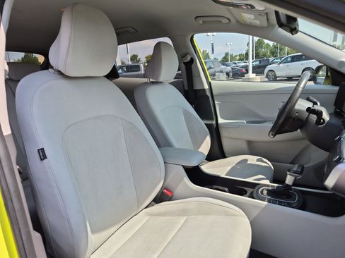 Used 2024 Hyundai Kona SEL AWD/4WD image 32