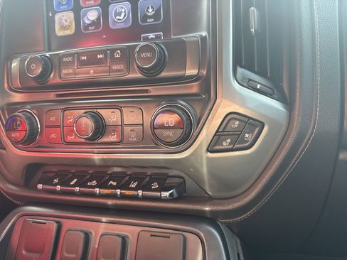 Used 2018 Chevrolet Silverado 2500 LTZ w/ Custom Sport Edition AWD/4WD image 21