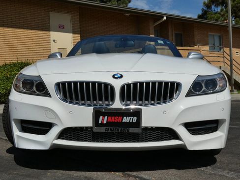 Used 2015 BMW Z4 sDrive35is image 19