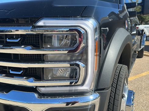 New 2026 Ford F550 4x4 Crew Cab Super Duty image 4