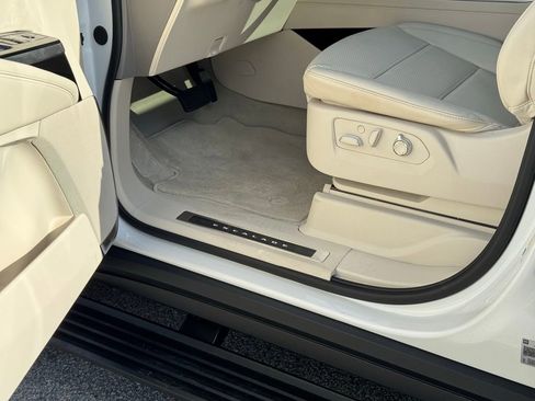 New 2025 Cadillac Escalade Sport Platinum image 19