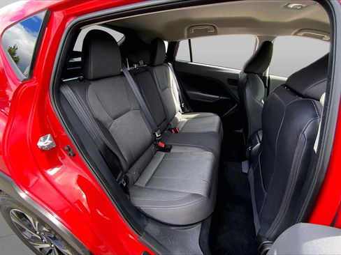 Certified 2024 Subaru Crosstrek 2.0i Premium AWD/4WD image 19