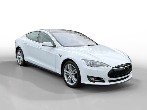 Used 2014 Tesla Model S image 7