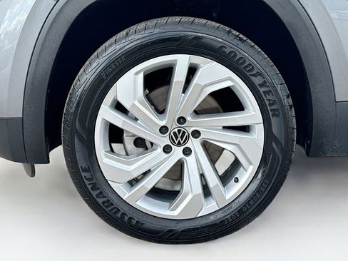 Used 2023 Volkswagen Atlas SE w/ Panoramic Sunroof Package image 43