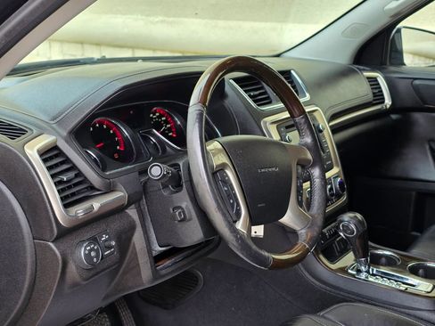 Used 2015 GMC Acadia Denali image 10