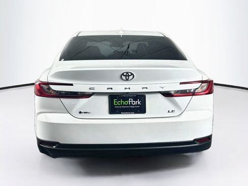 Used 2025 Toyota Camry LE FWD image 7