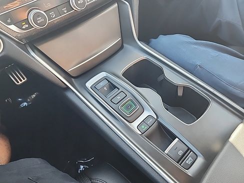 Used 2019 Honda Accord Sport image 21