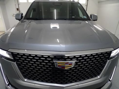 Certified 2024 Cadillac Escalade Premium Luxury w/ Performance Package AWD/4WD image 26