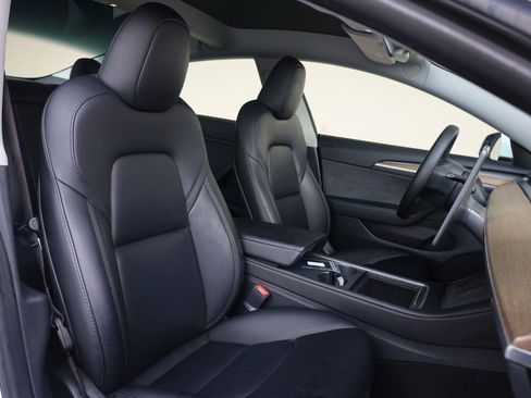 Used 2023 Tesla Model 3 Standard Range RWD image 24