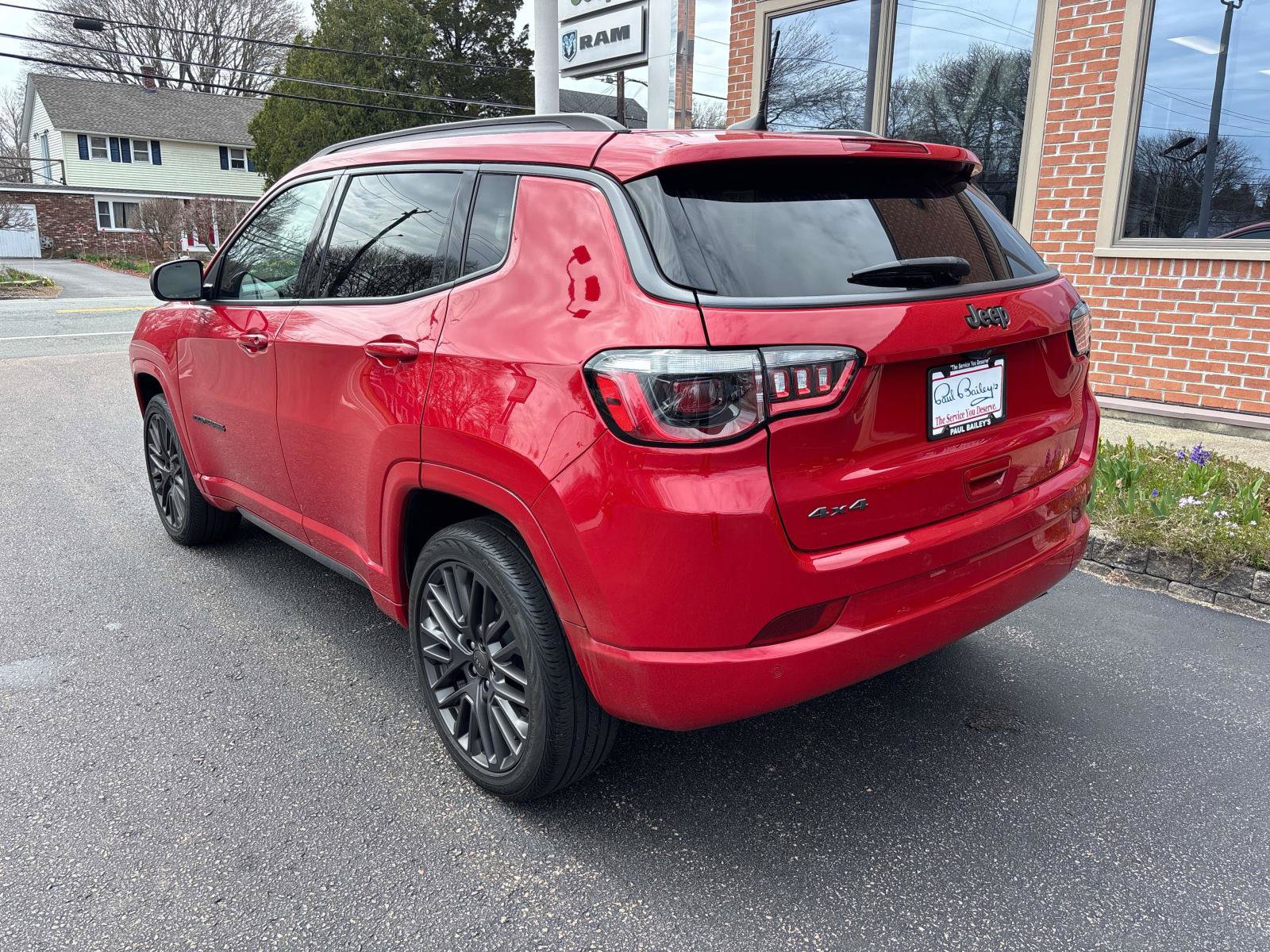 Used 2022 Jeep Compass Limited AWD/4WD image 4