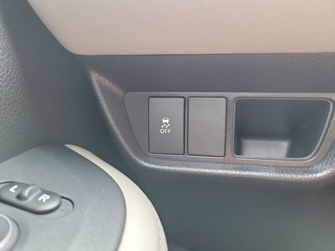 New 2026 Honda HR-V EX-L image 31