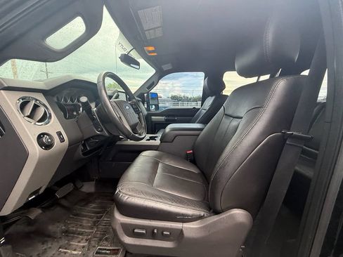 Used 2016 Ford F250 Lariat w/ Lariat Interior Package AWD/4WD image 12