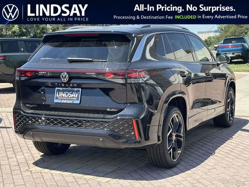 New 2026 Volkswagen Tiguan SEL R-Line AWD/4WD image 7