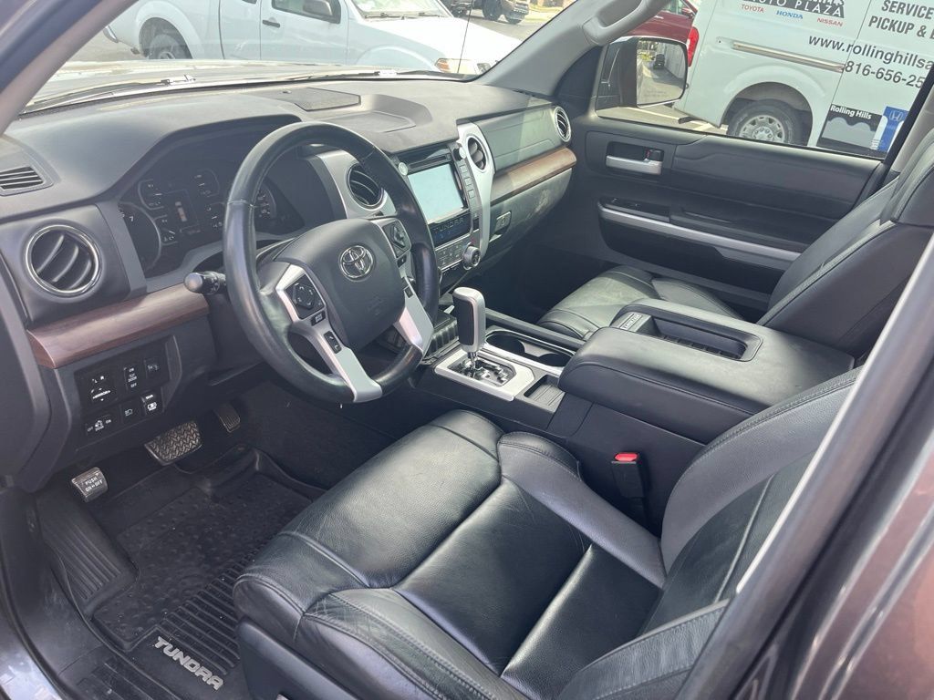 Used 2018 Toyota Tundra Limited w/ Limited Premium Package AWD/4WD image 26