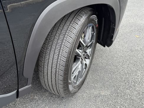 Certified 2026 Toyota Corolla Cross XLE AWD/4WD image 3