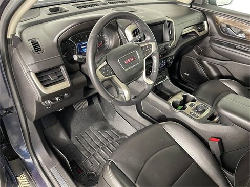 Used 2018 GMC Terrain Denali w/ Advanced Safety Package image 5