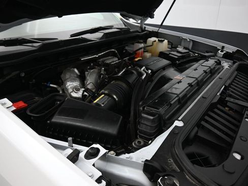 Used 2022 Chevrolet Silverado 2500 High Country w/ Safety Package II image 75