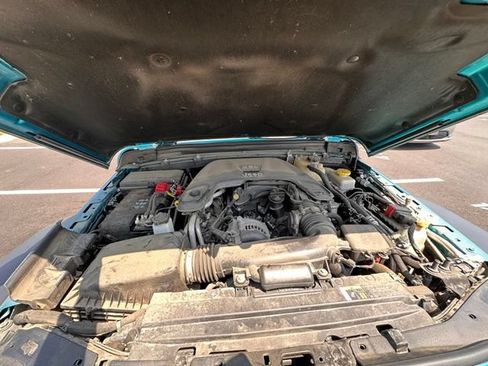 Used 2019 Jeep Wrangler Sport AWD/4WD image 17