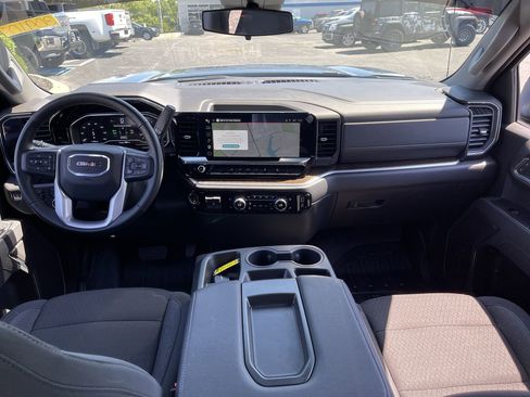 Used 2025 GMC Sierra 1500 Elevation AWD/4WD image 20