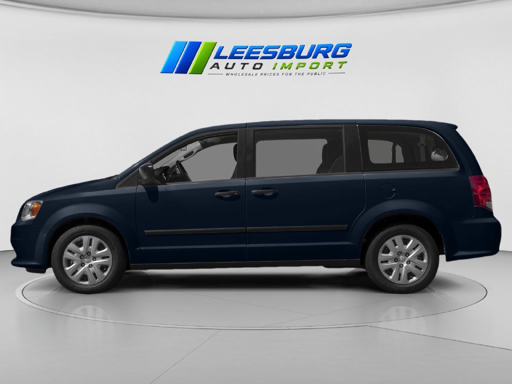 Used 2016 Dodge Grand Caravan American Value Package w/ UConnect Hands-Free Group FWD image 3
