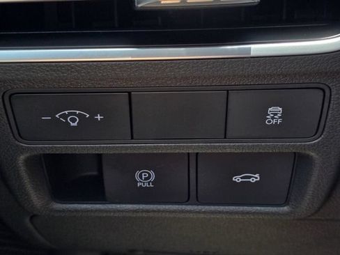 Used 2025 Hyundai Sonata SEL FWD image 22