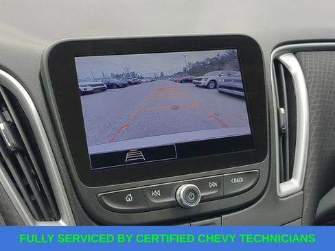 Used 2025 Chevrolet Malibu LT image 32